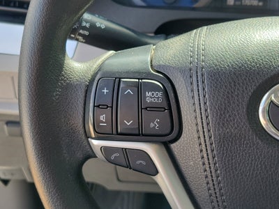 2019 Toyota Sienna LE Auto Access Seat