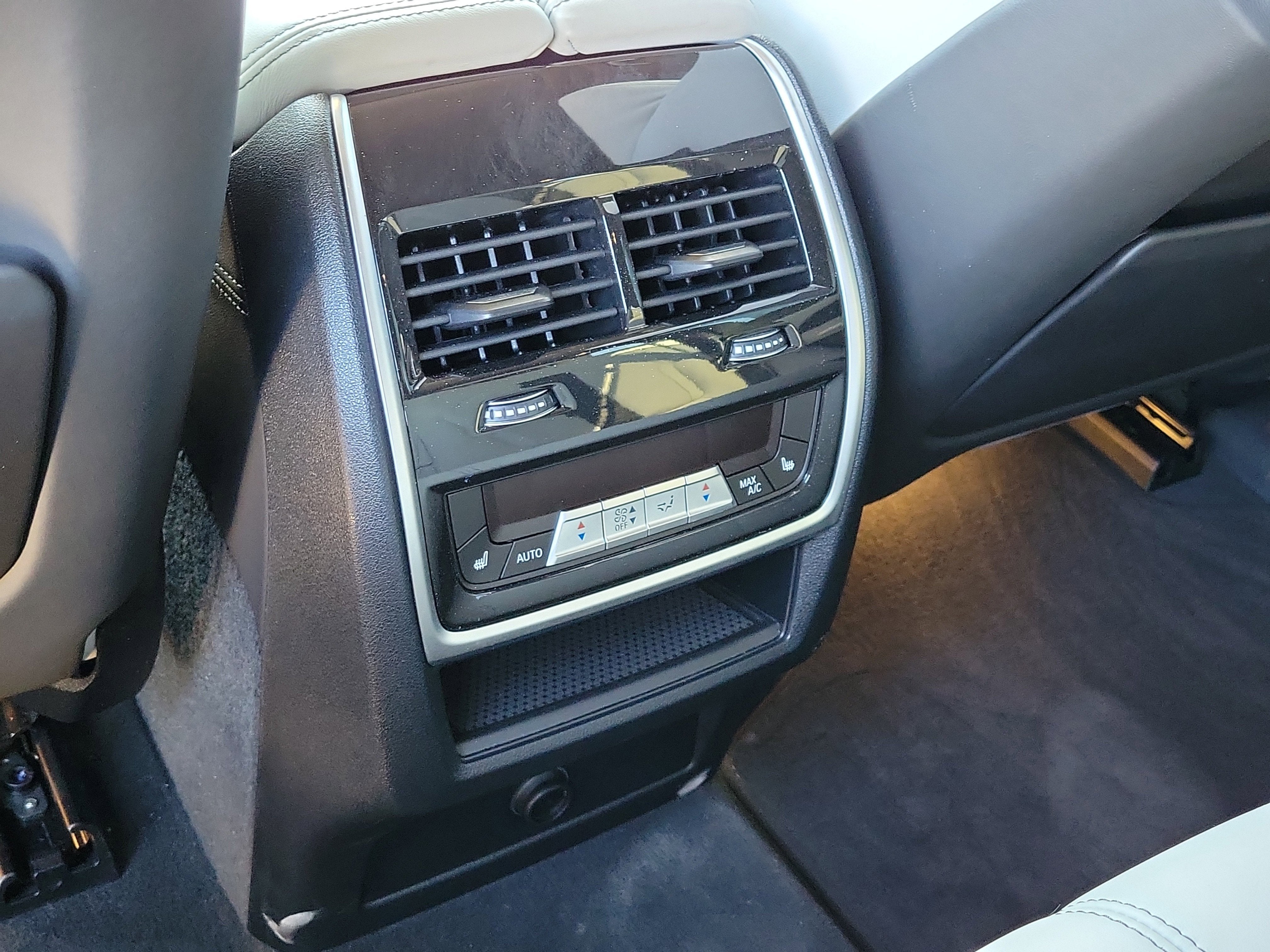 2022 BMW X5 M Base