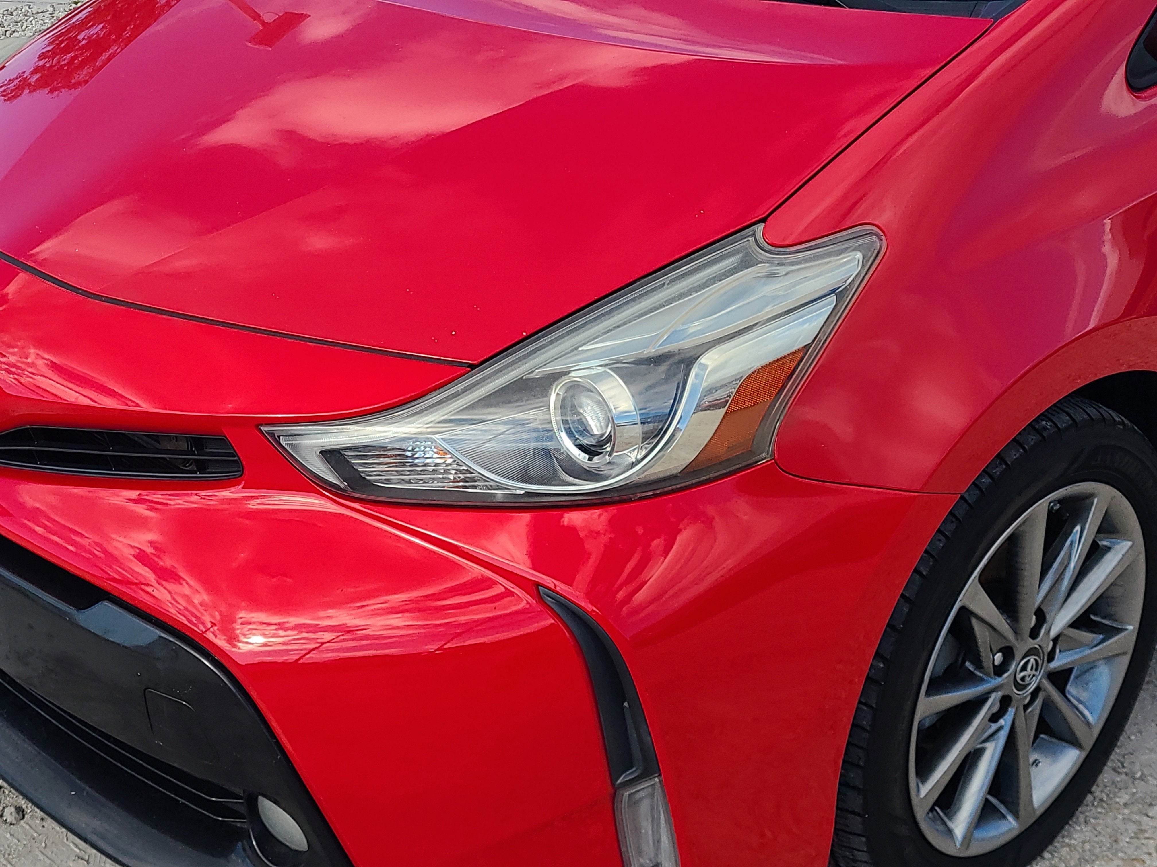 2015 Toyota Prius v Four