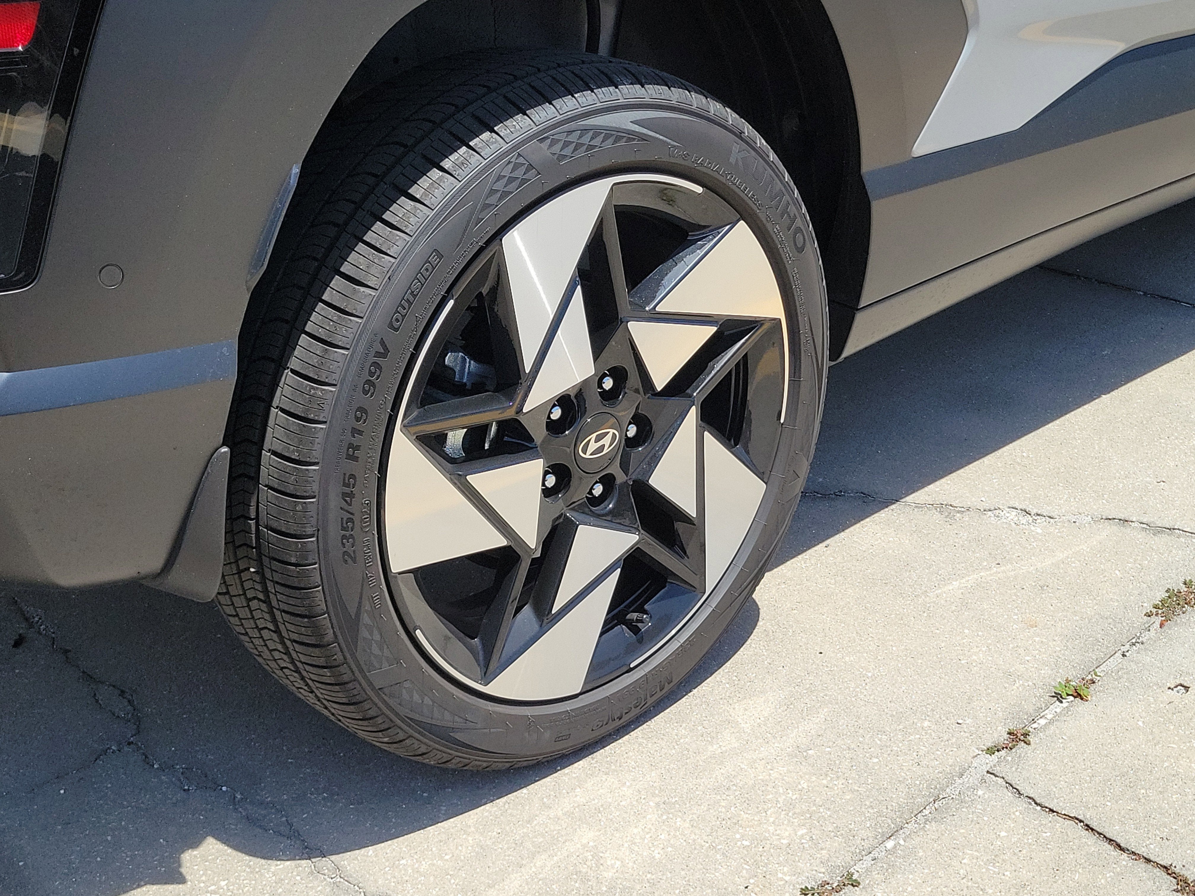 2025 Hyundai Kona Limited