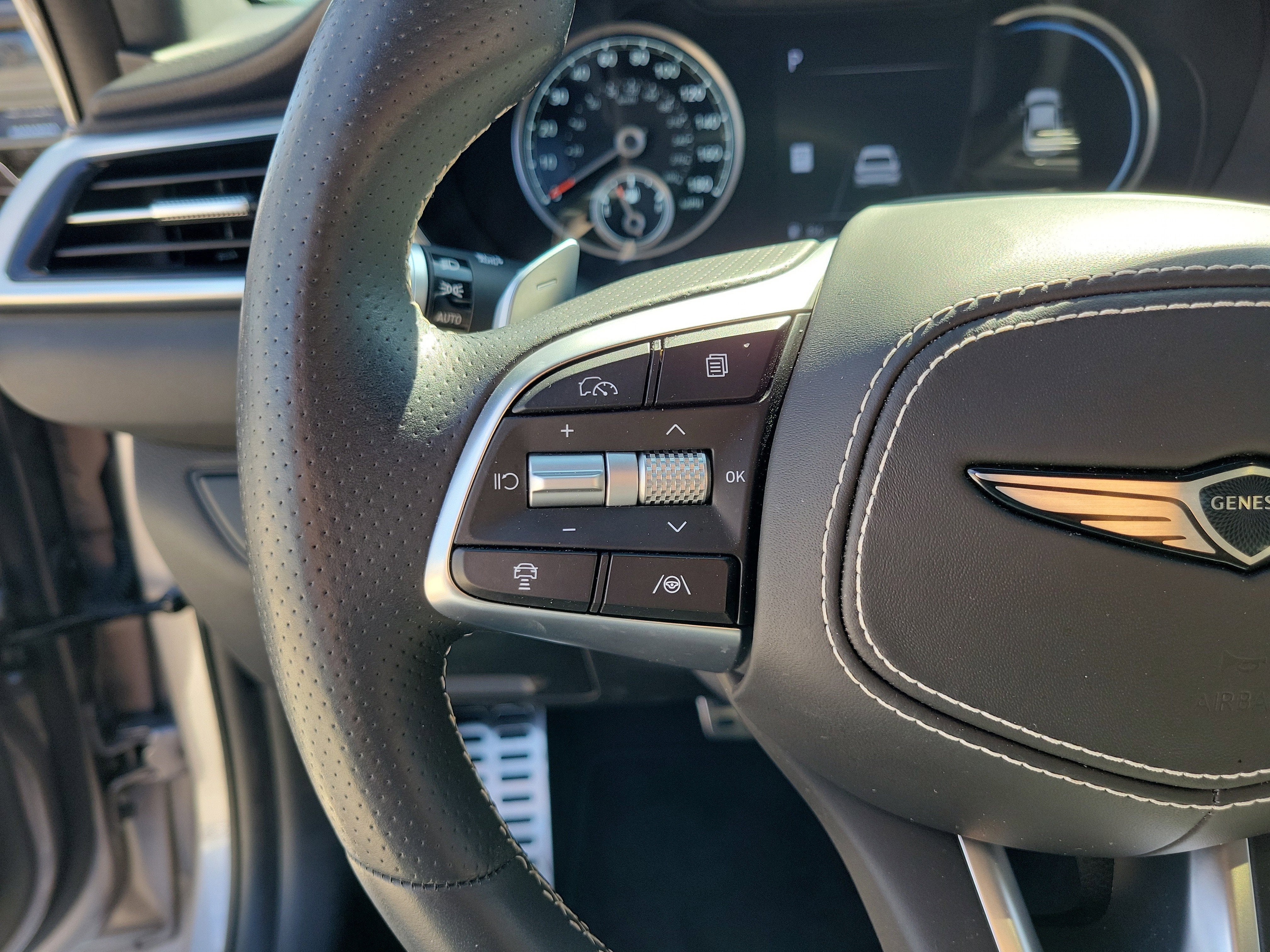 2024 Genesis G70 3.3T Sport Advanced