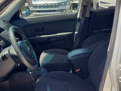 2013 Kia Soul Base