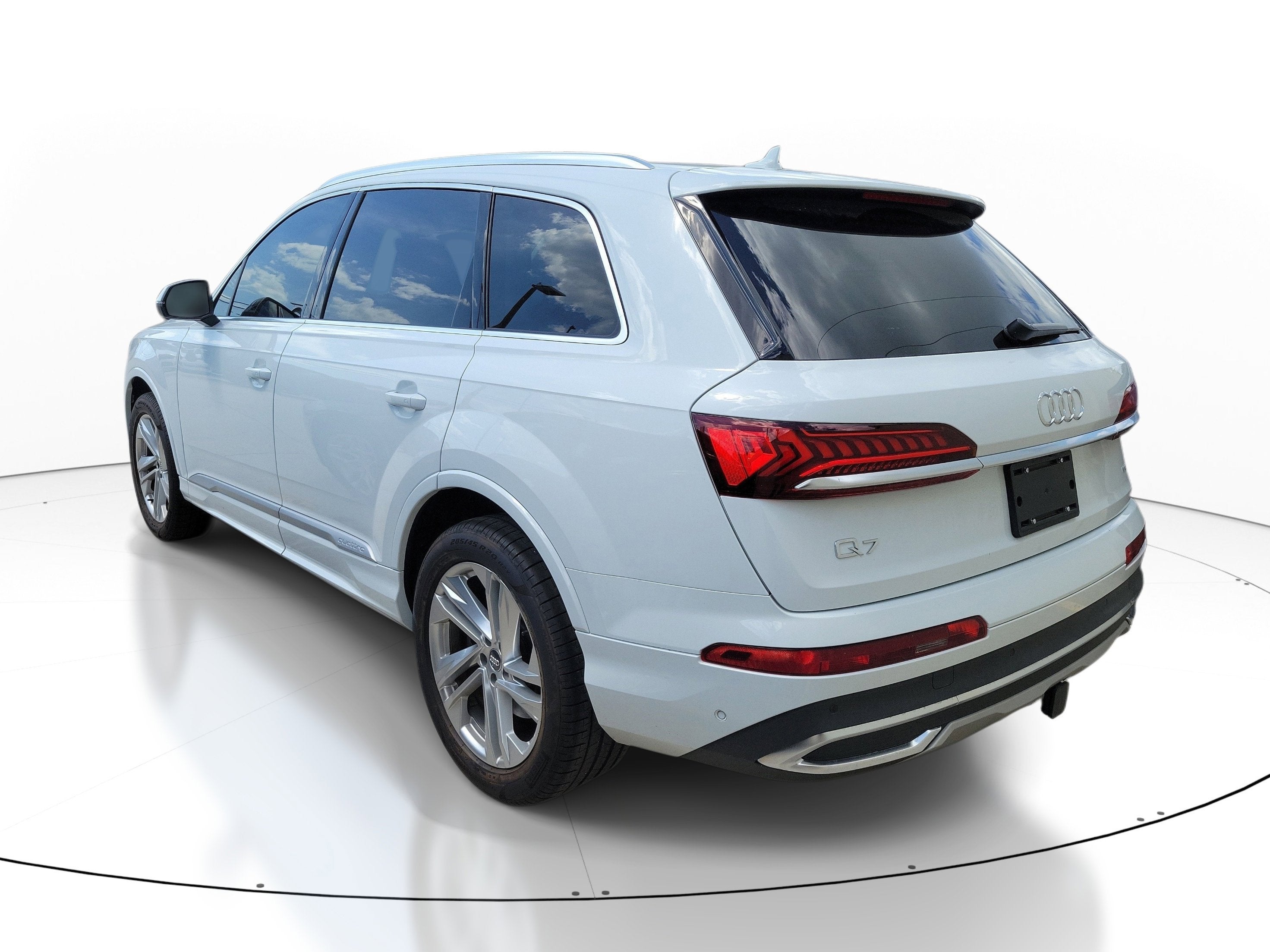 2020 Audi Q7 Premium Plus