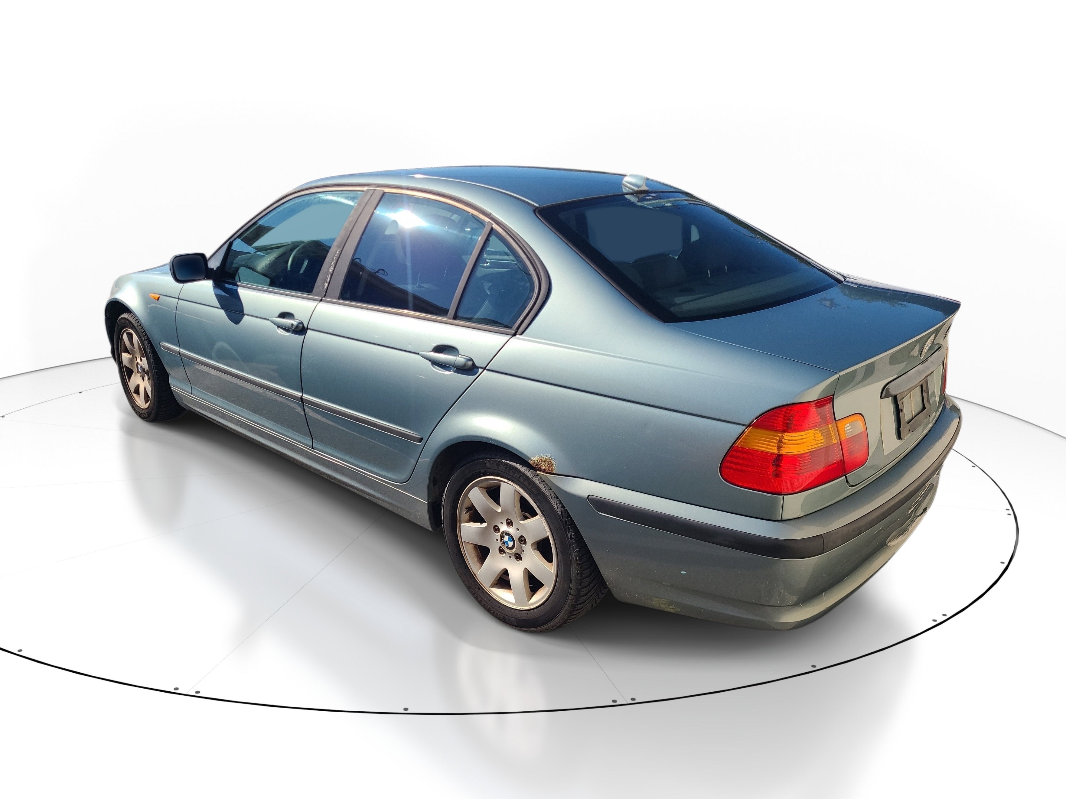 2004 BMW 3 Series 325xi