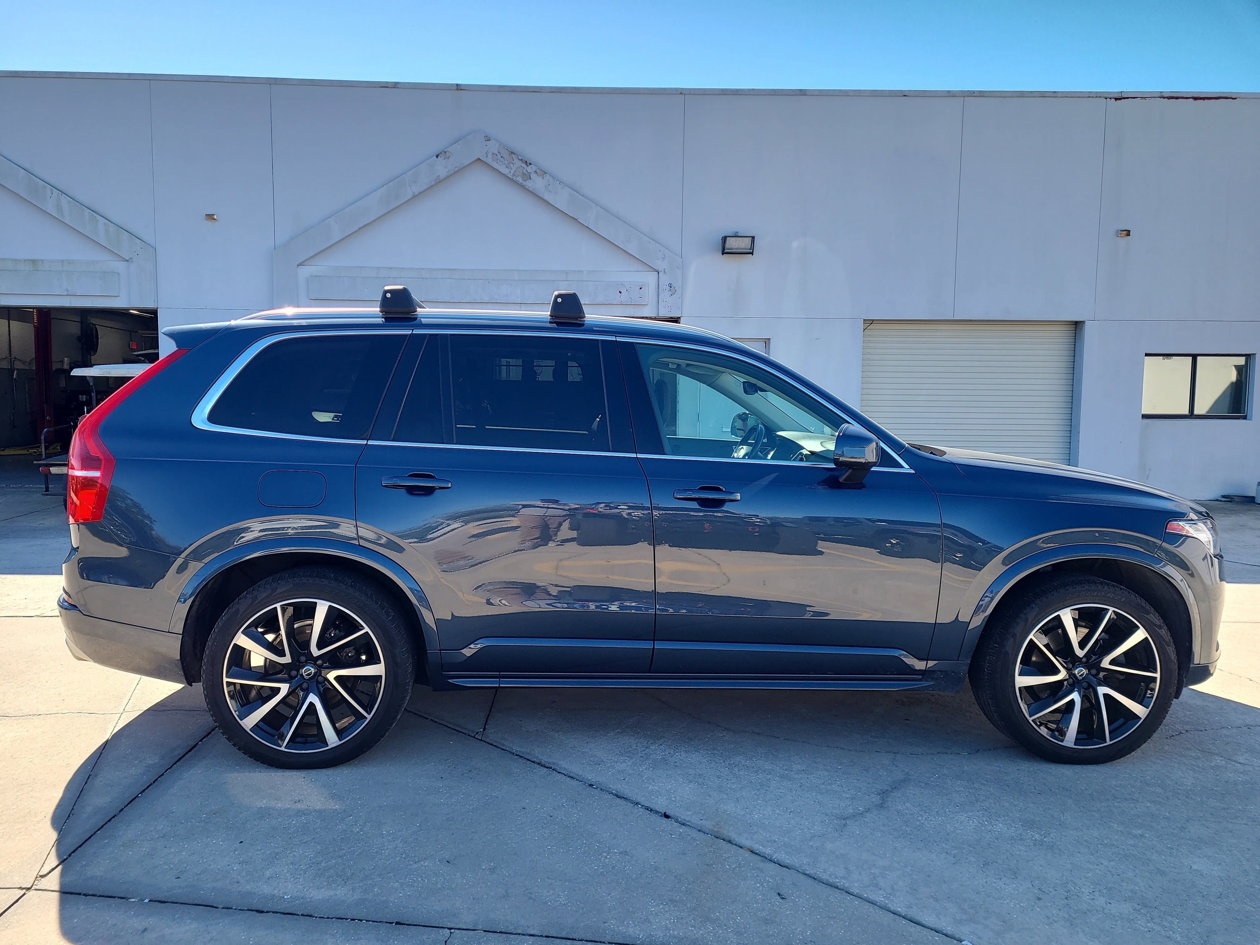 2020 Volvo XC90 Momentum