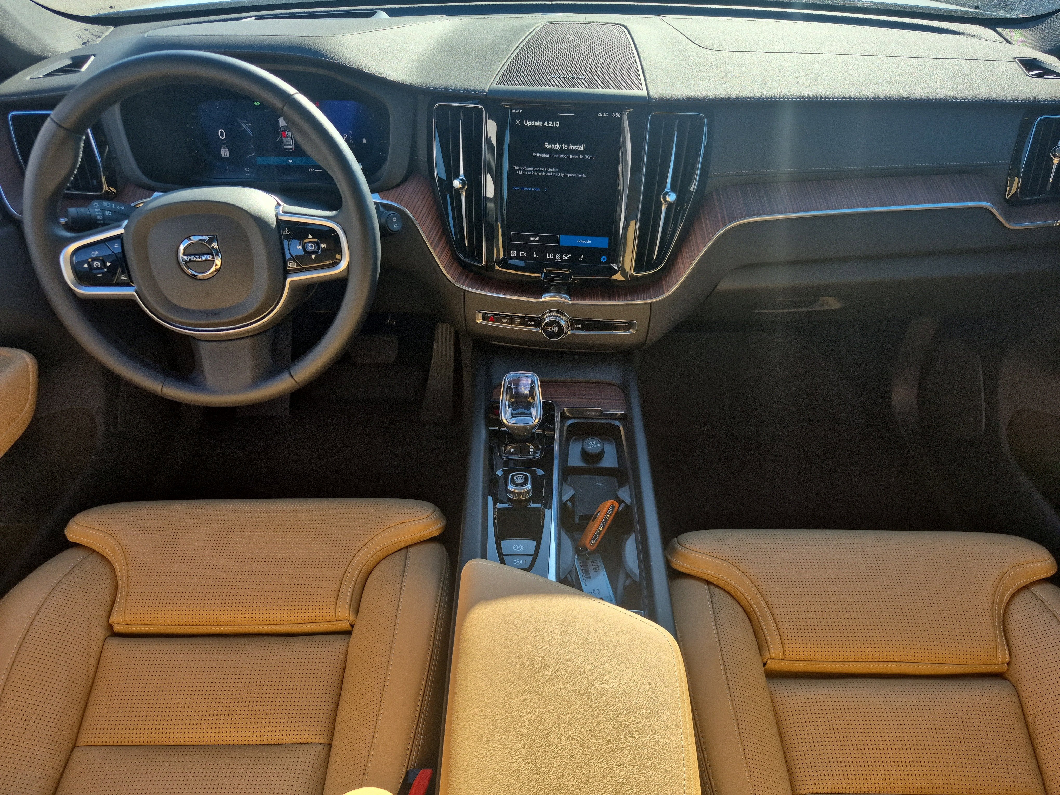 2025 Volvo XC60 Ultra