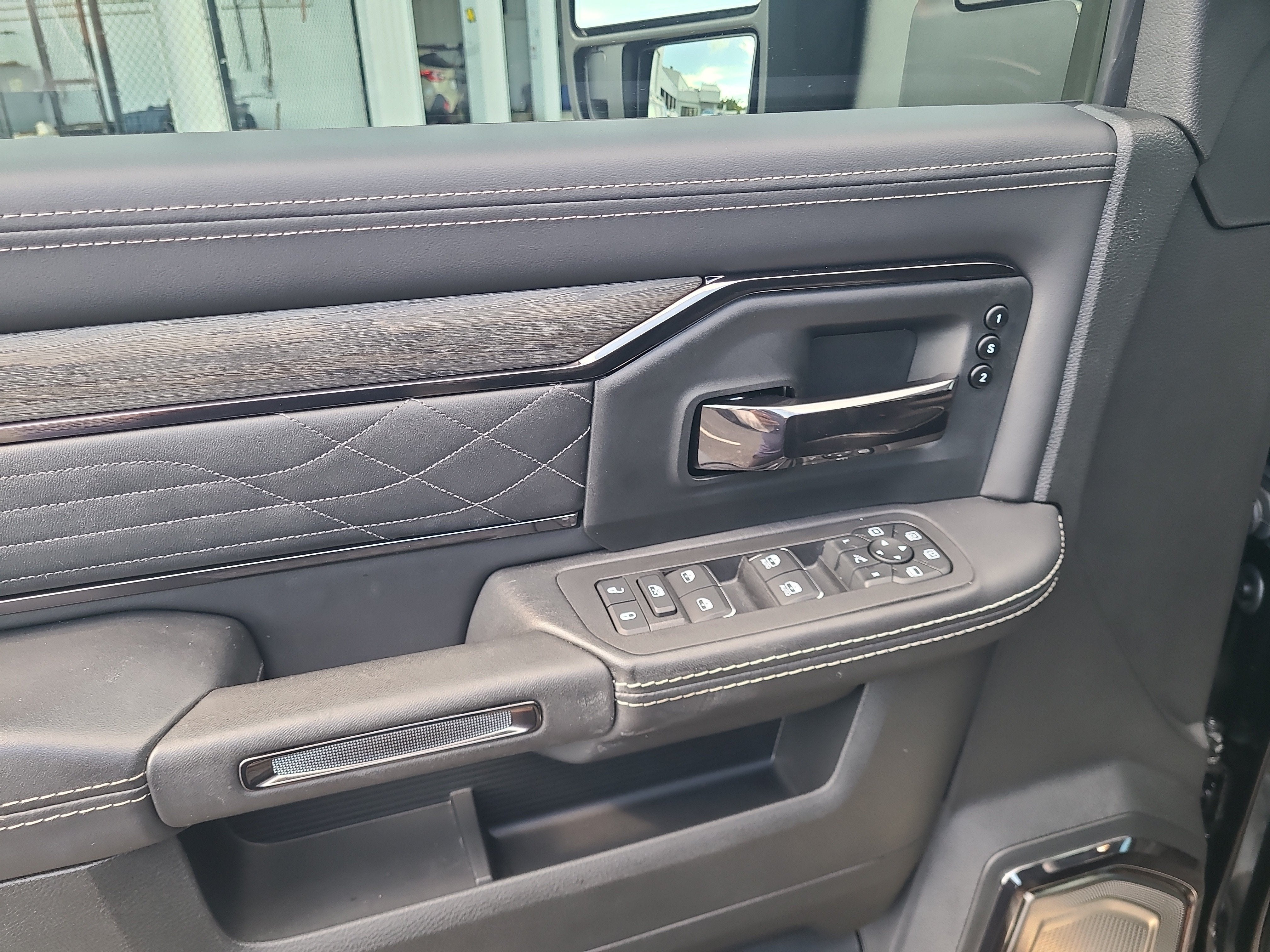 2025 RAM 3500 Limited