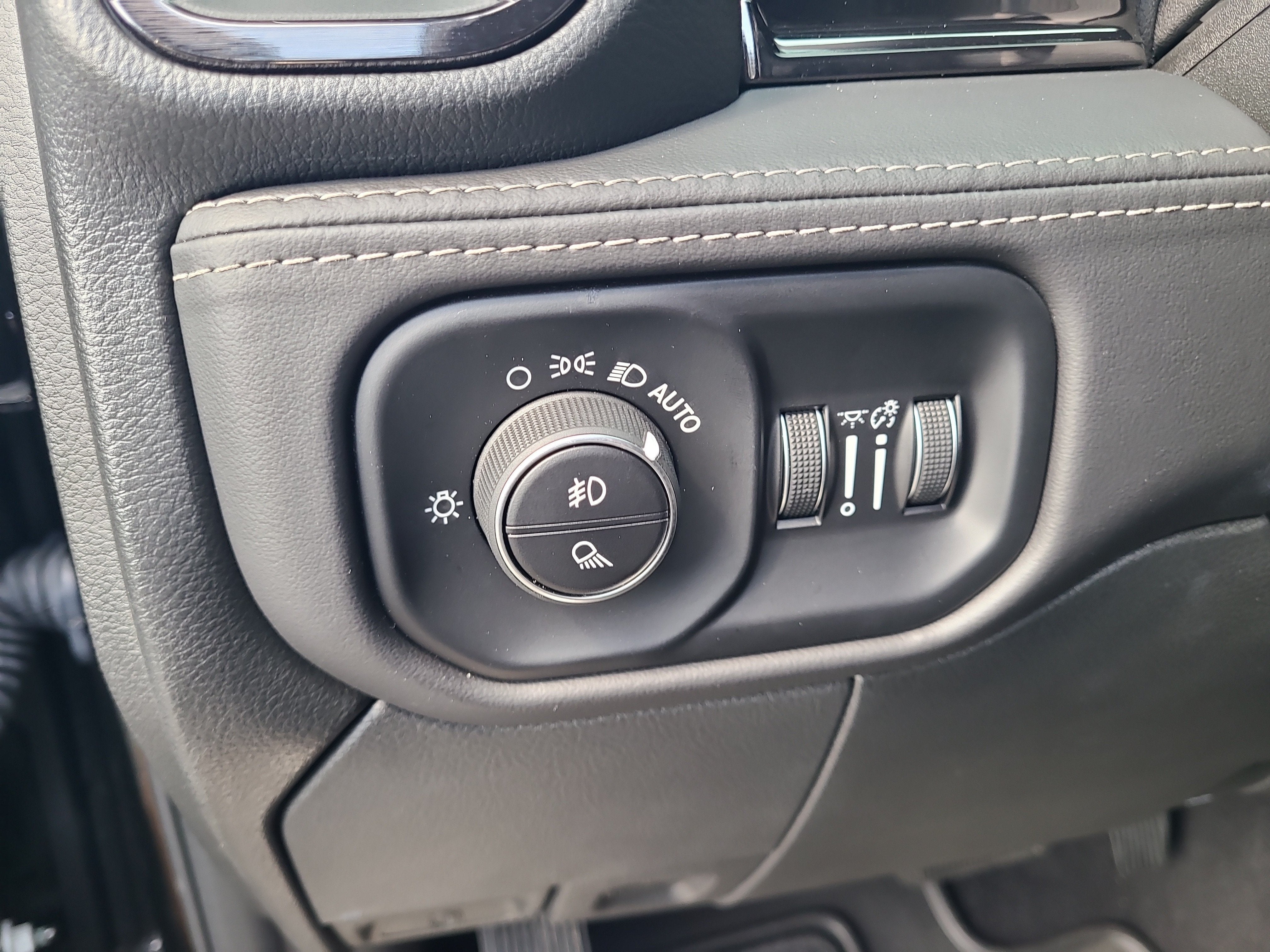 2025 RAM 3500 Limited