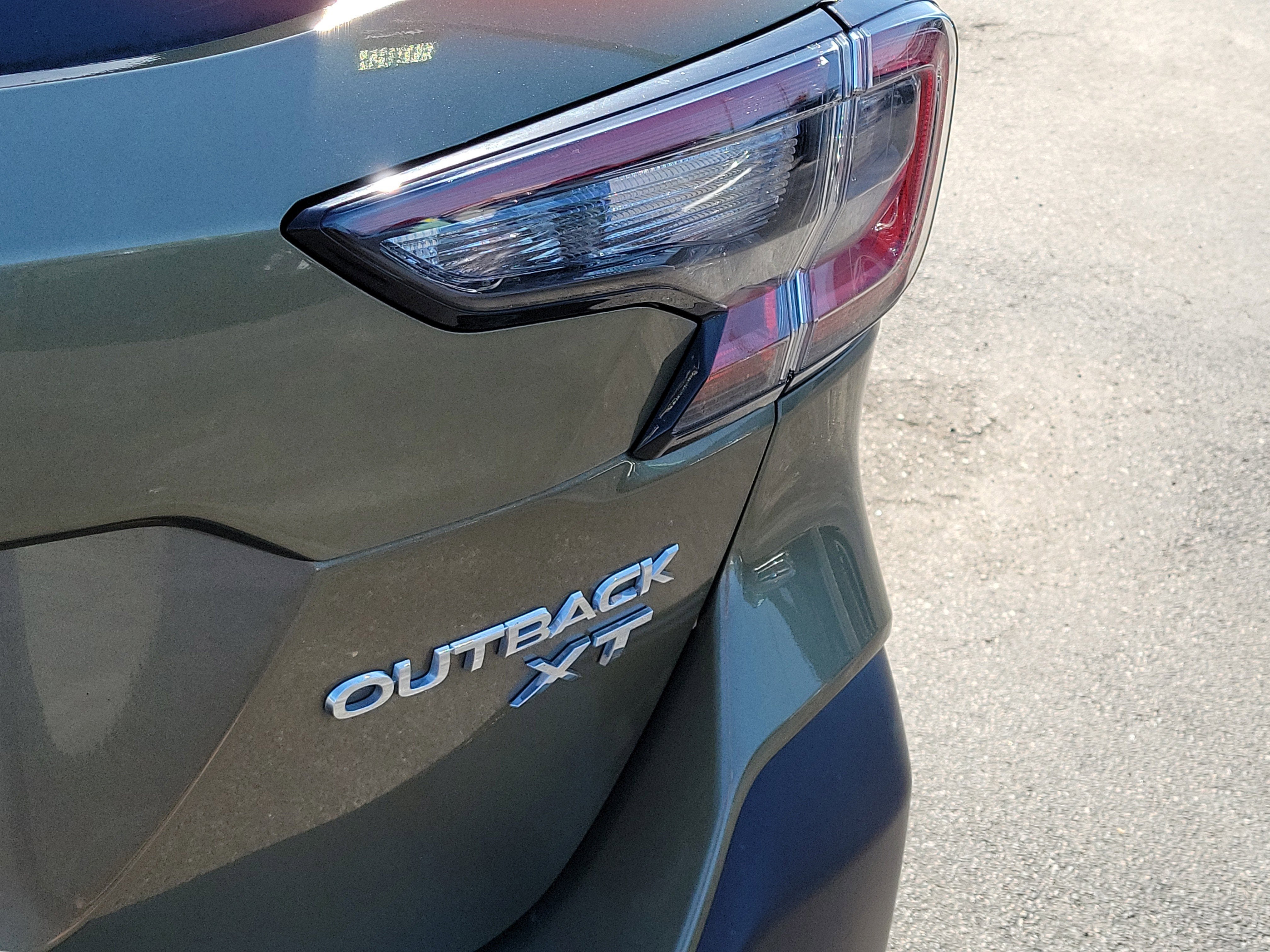 2022 Subaru Outback Limited XT