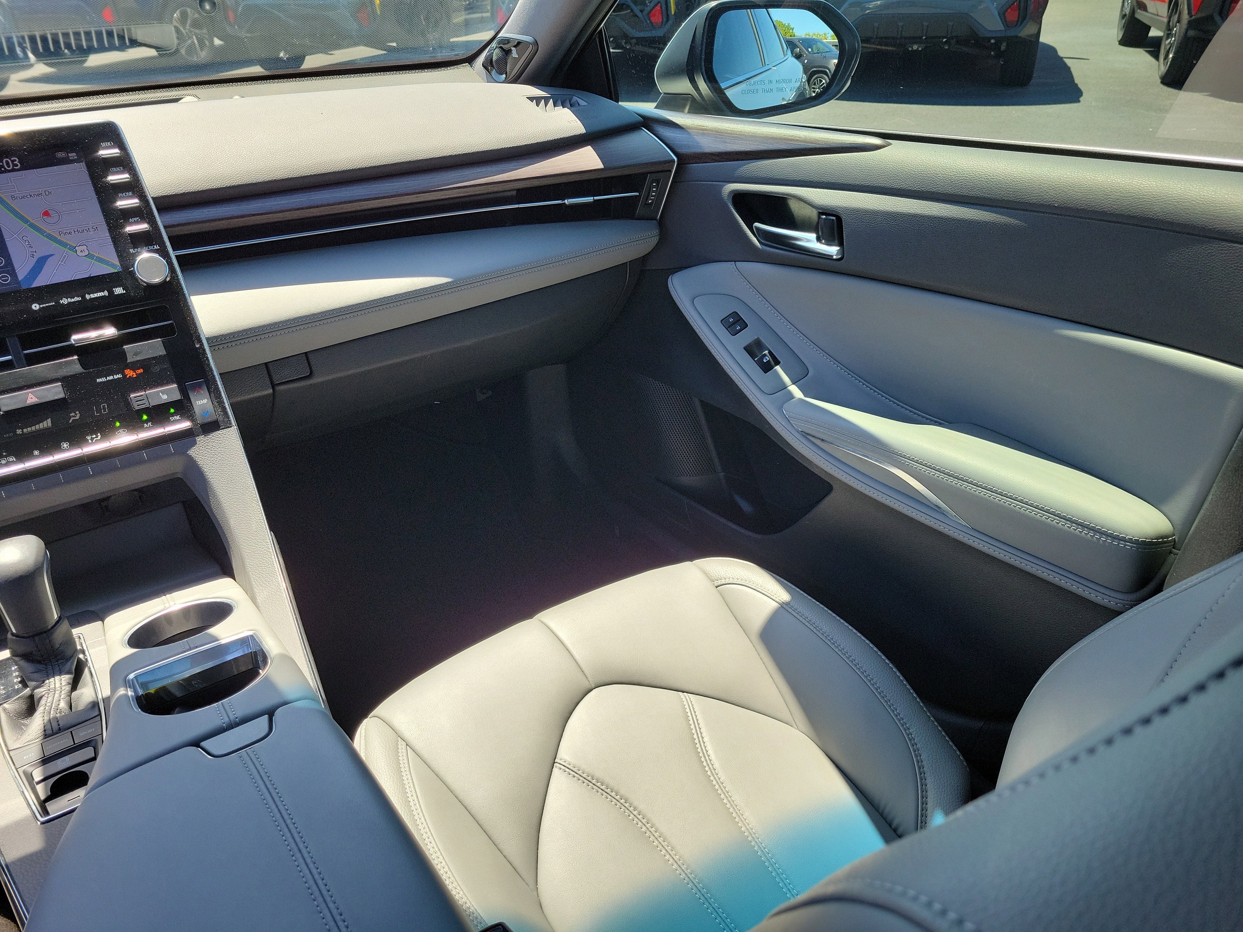 2021 Toyota Avalon XLE