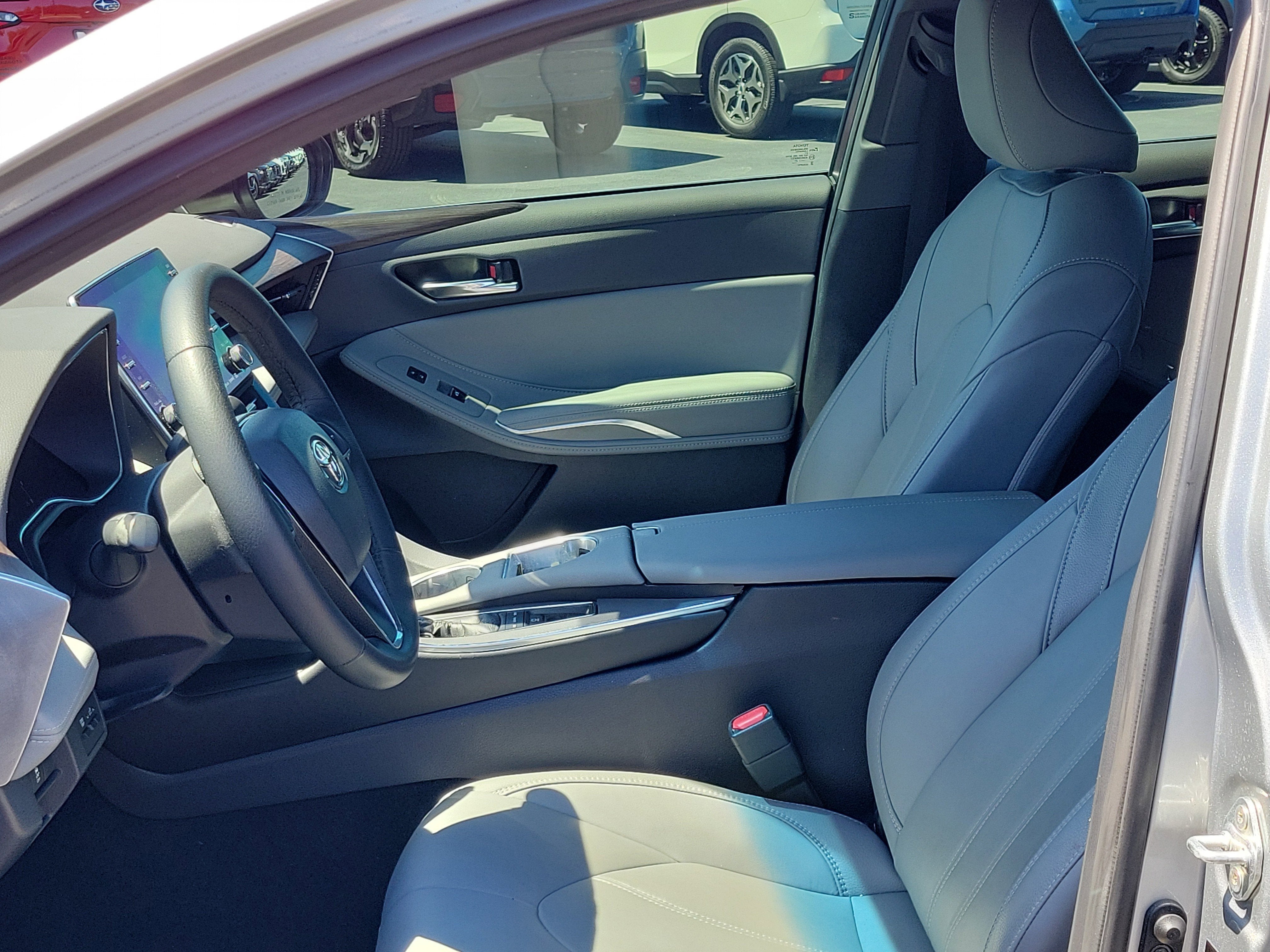 2021 Toyota Avalon XLE