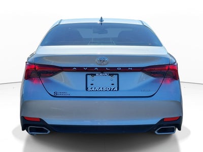 2021 Toyota Avalon XLE