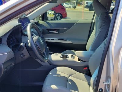 2023 Toyota Venza LE