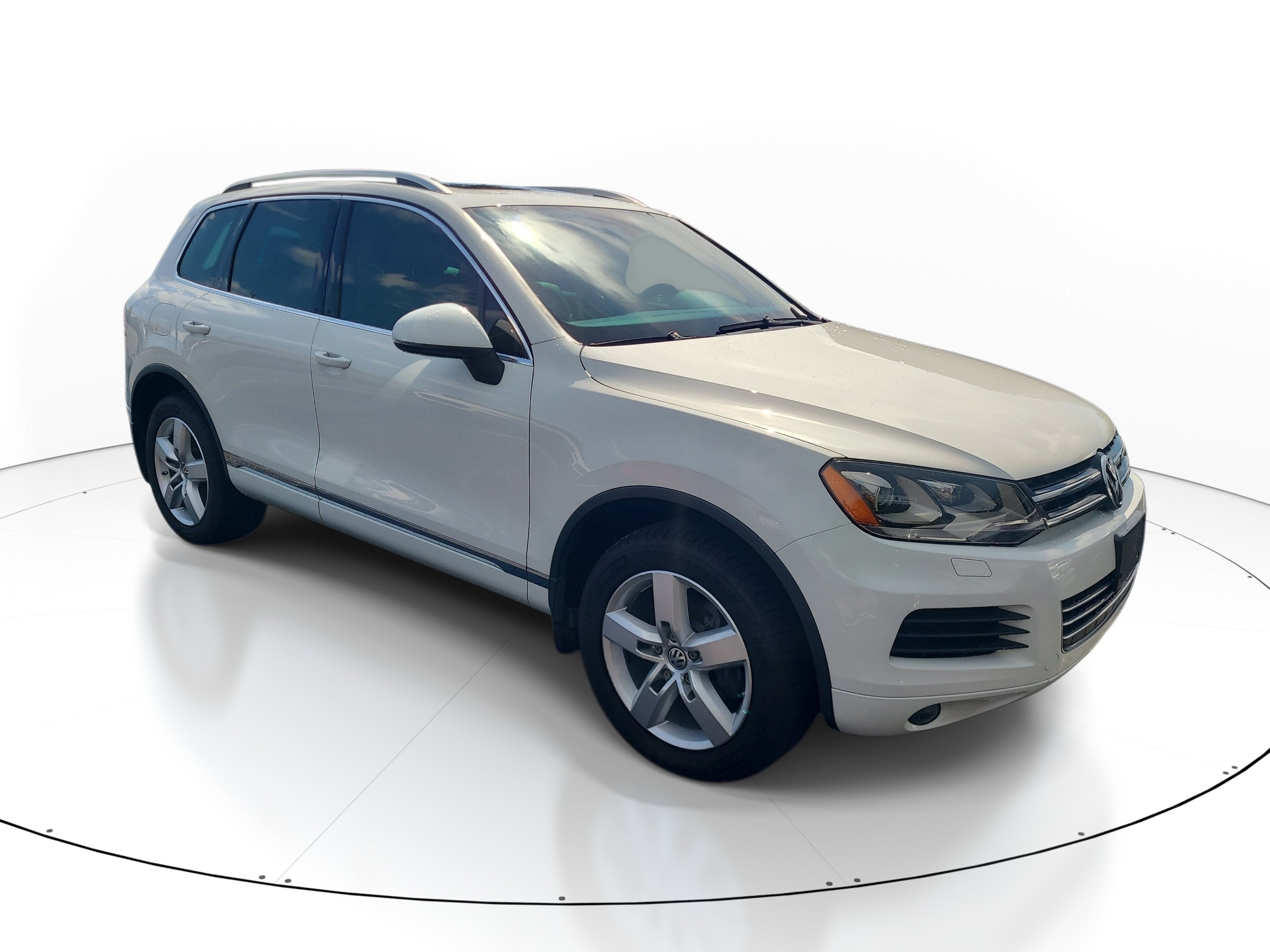 2014 Volkswagen Touareg Base