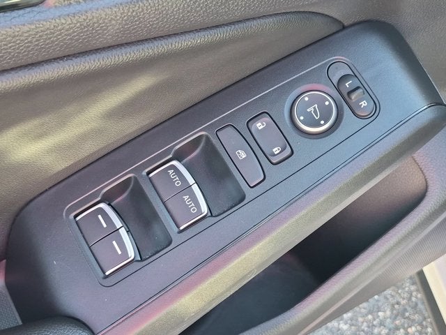 2024 Honda Civic Hatchback EX-L