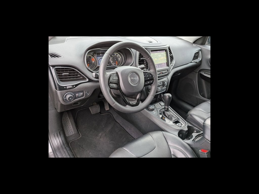 2023 Jeep Cherokee Altitude Lux