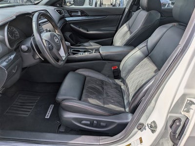 2023 Nissan Maxima SR