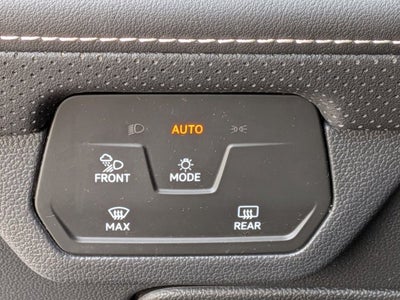 2024 Volkswagen Atlas Cross Sport 2.0T SE