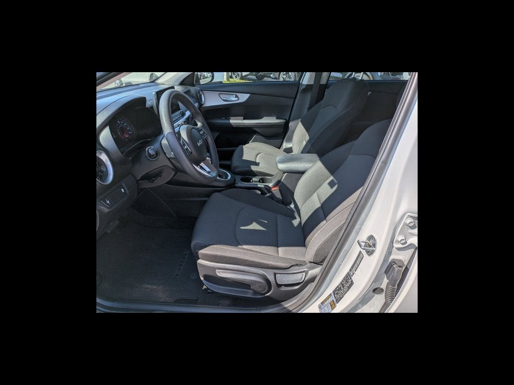 2023 Kia Forte LX