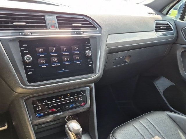 2023 Volkswagen Tiguan SE R-Line Black