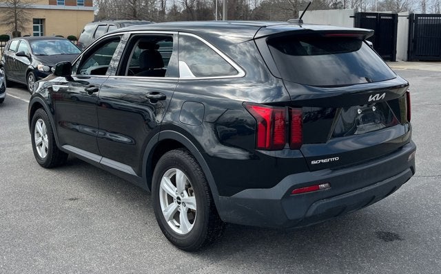 2023 Kia Sorento LX