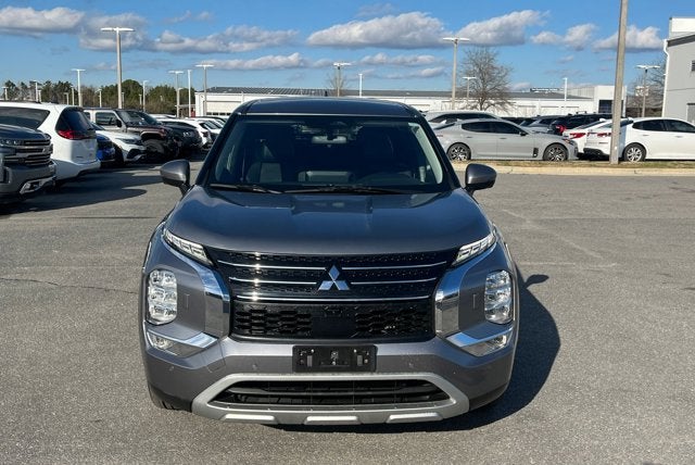 2022 Mitsubishi Outlander Black Edition