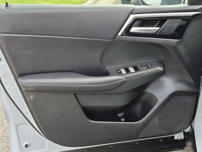 2024 Mitsubishi Outlander SE Black Edition