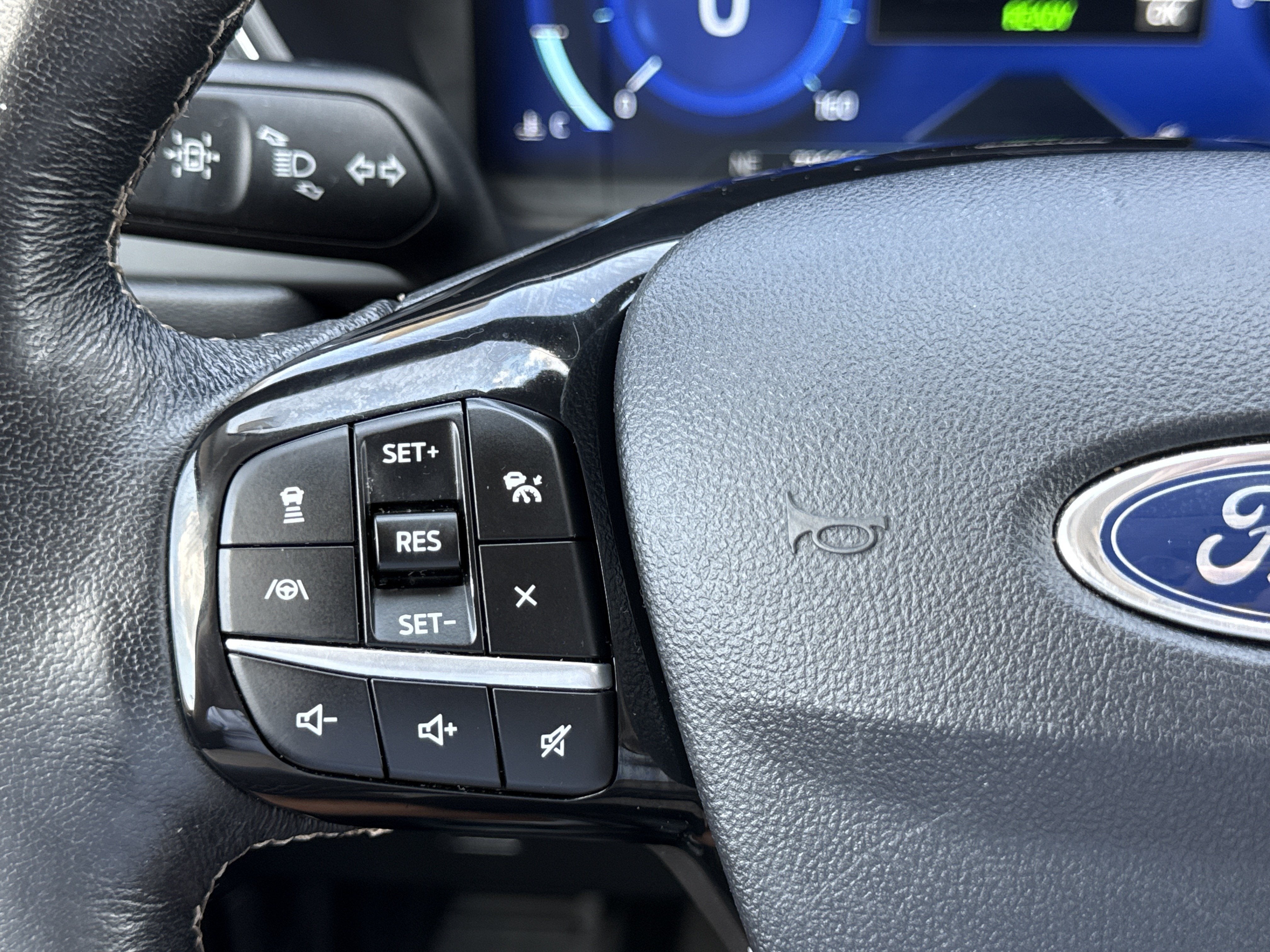 2021 Ford Escape Titanium Hybrid