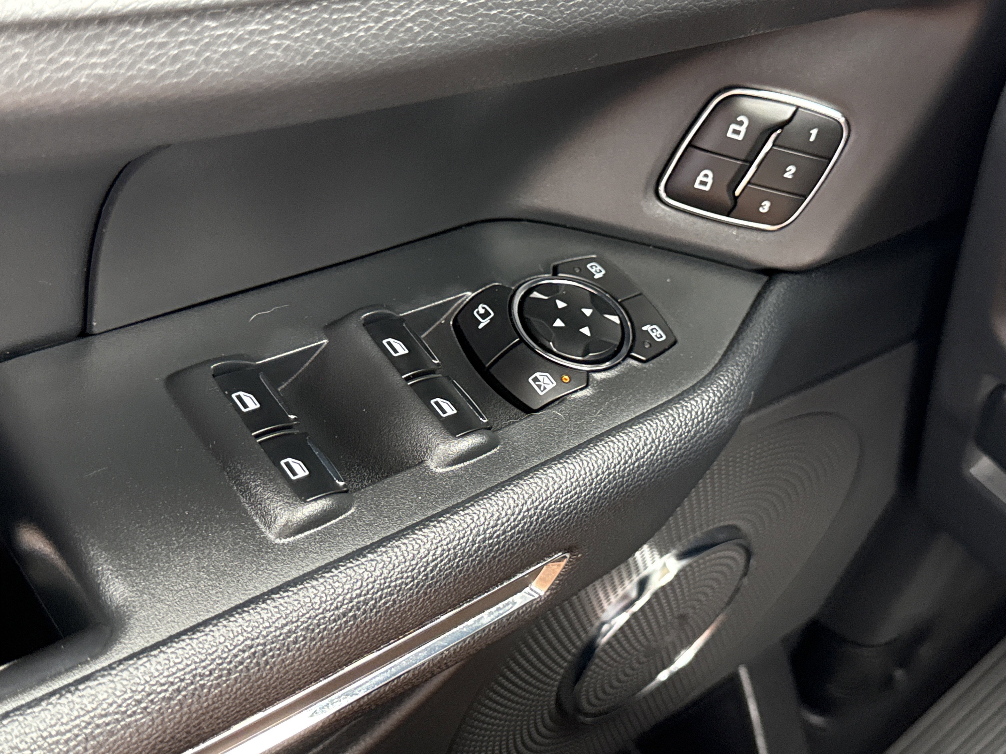 2023 Ford Expedition Max XLT