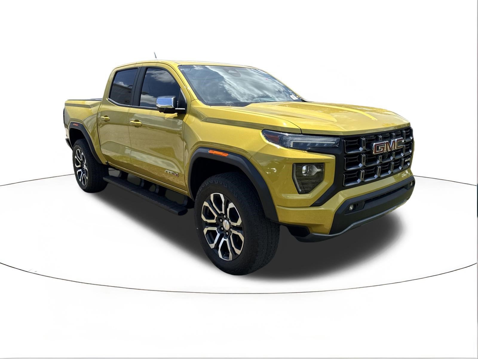 2024 GMC Canyon 4WD AT4