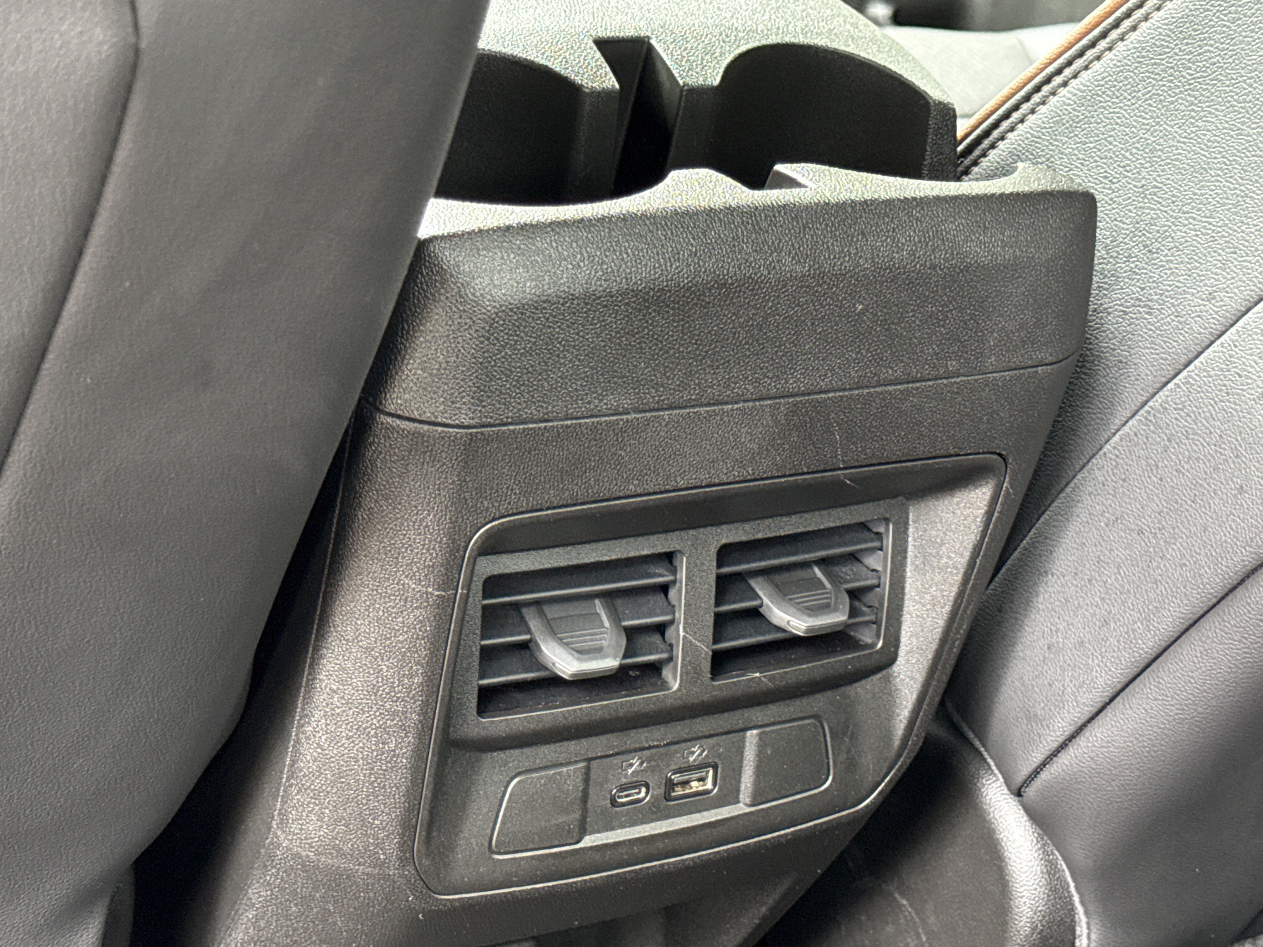 2024 GMC Canyon 4WD AT4