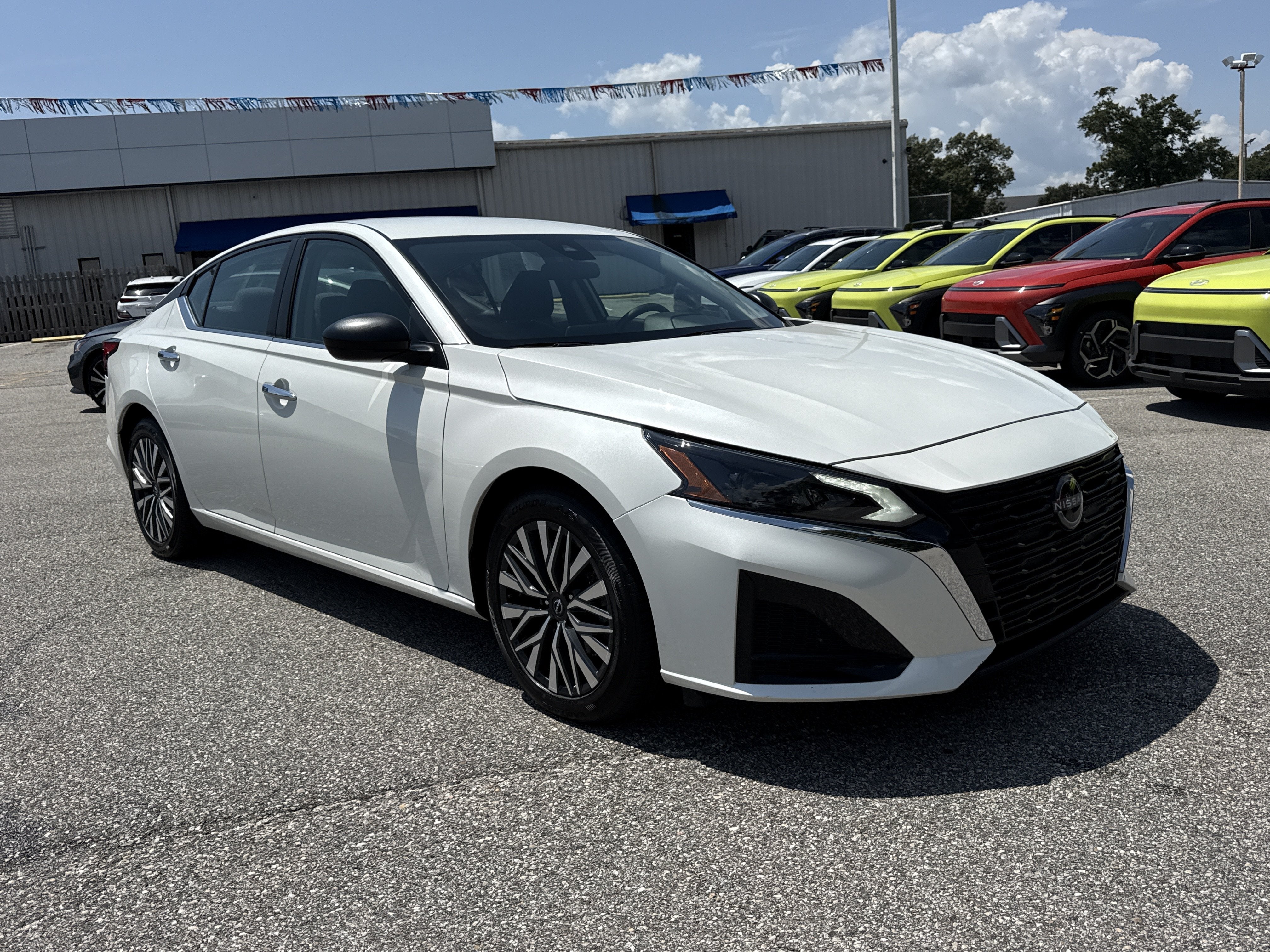 2025 Nissan Altima SV