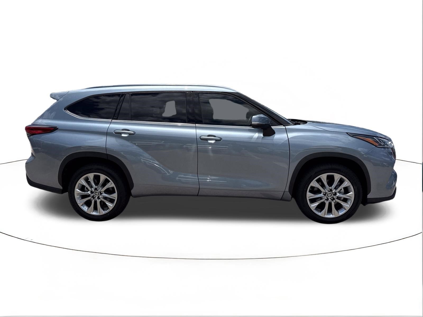 2022 Toyota Highlander Limited