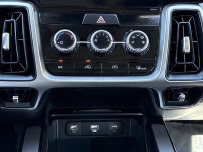 2023 Kia Sorento LX