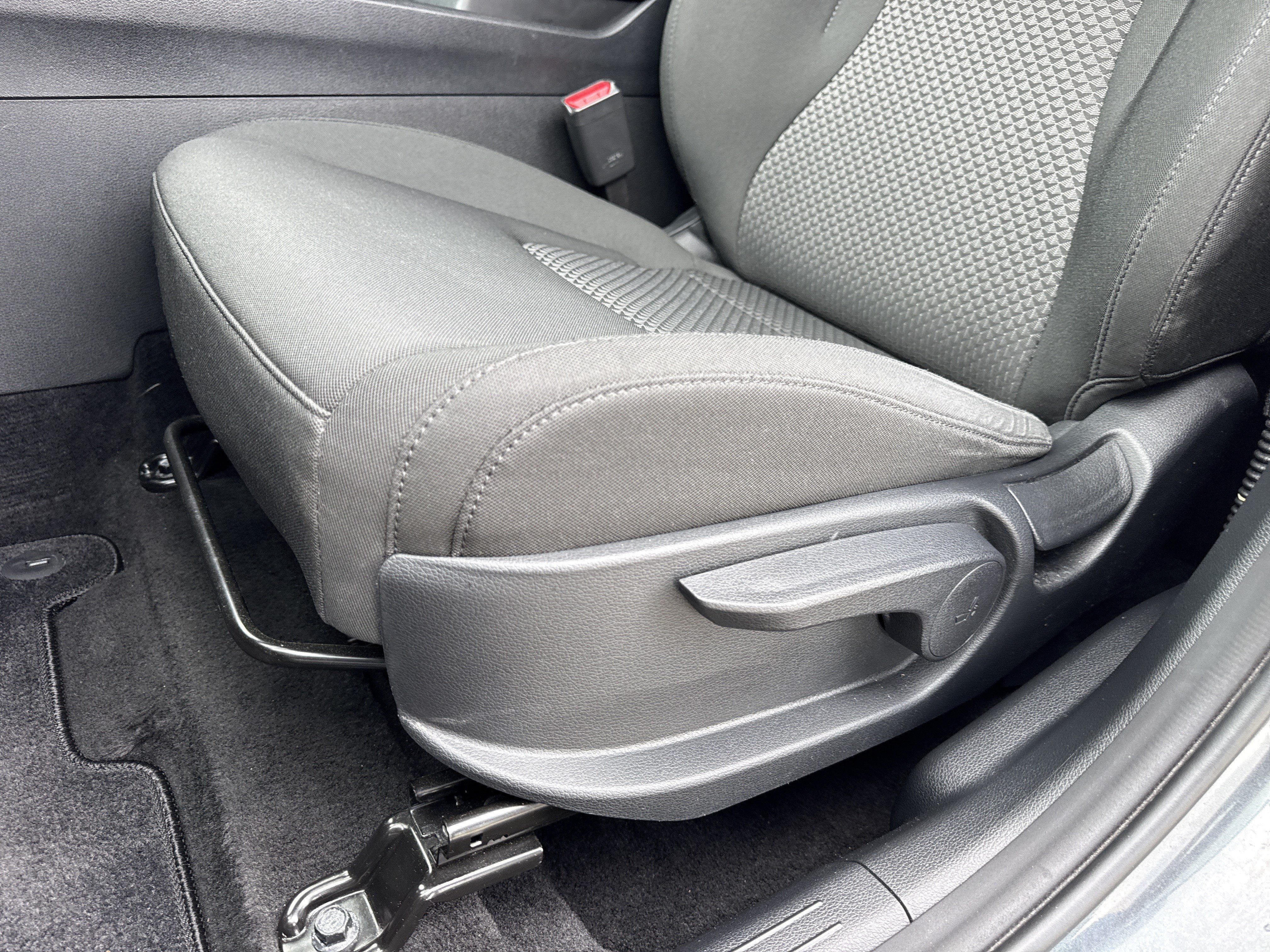 2025 Kia Sportage Hybrid LX