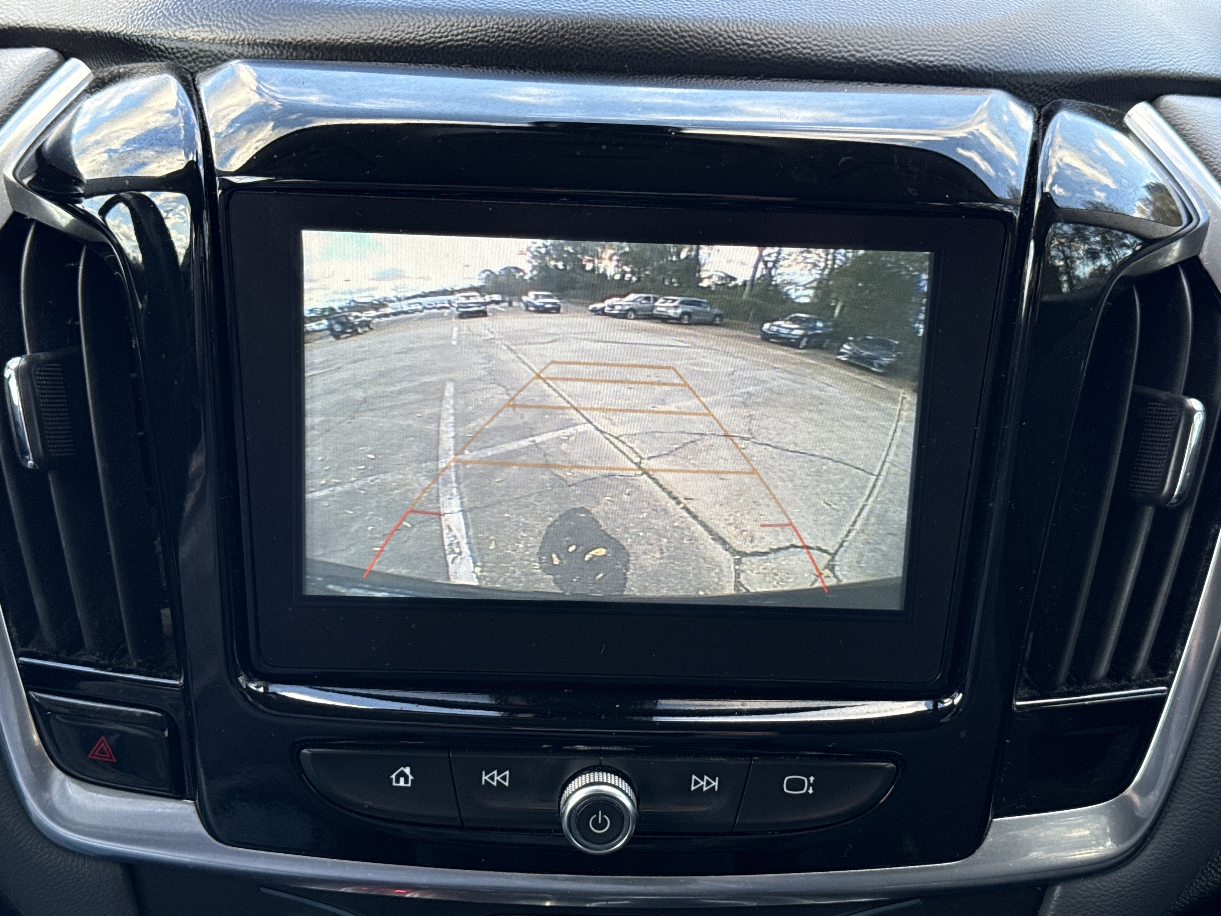 2019 Chevrolet Traverse LT Cloth