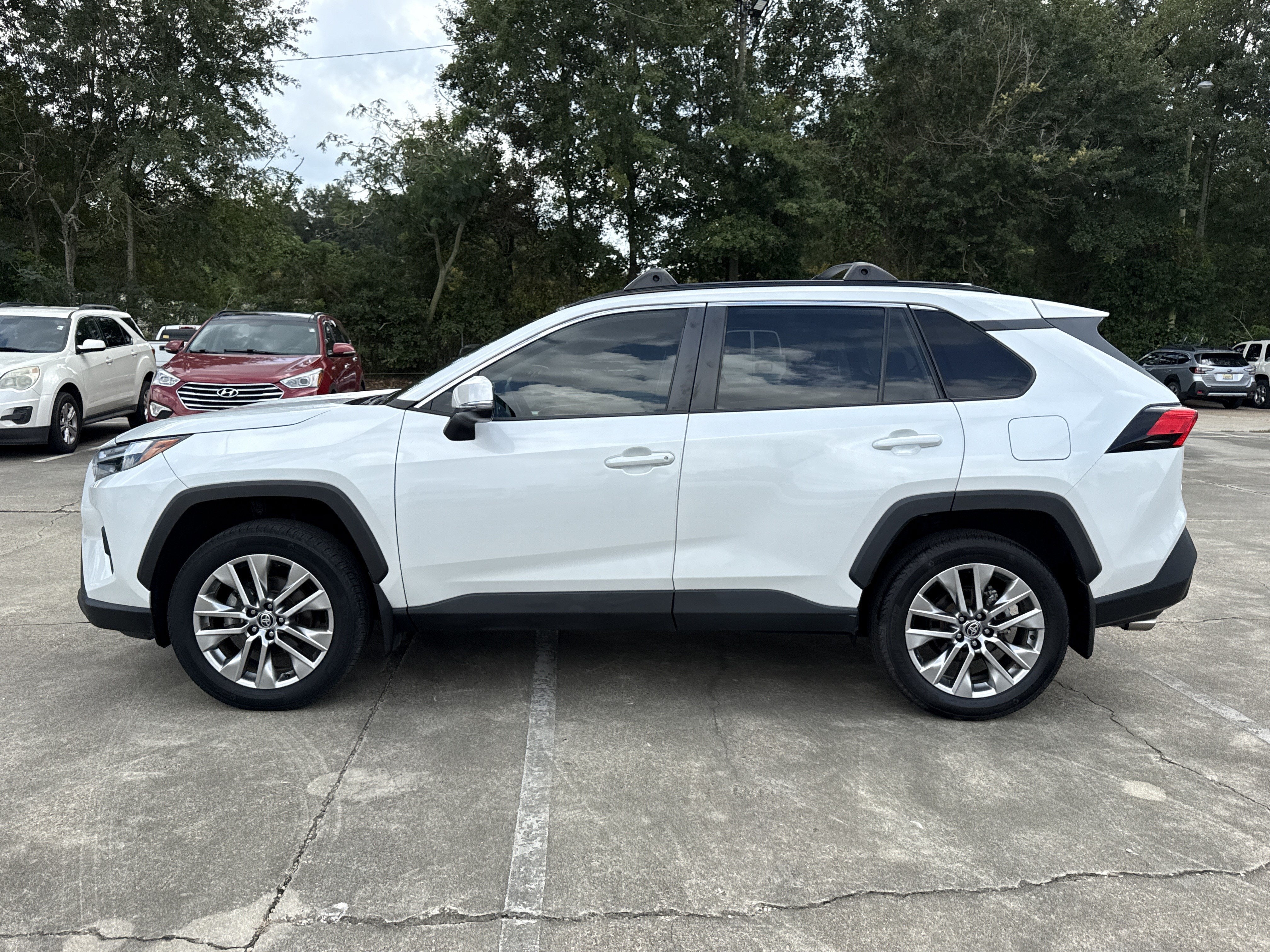 2024 Toyota RAV4 XLE Premium