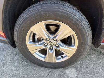 2023 Toyota RAV4 XLE
