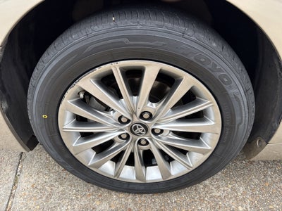 2018 Toyota Avalon Hybrid Limited