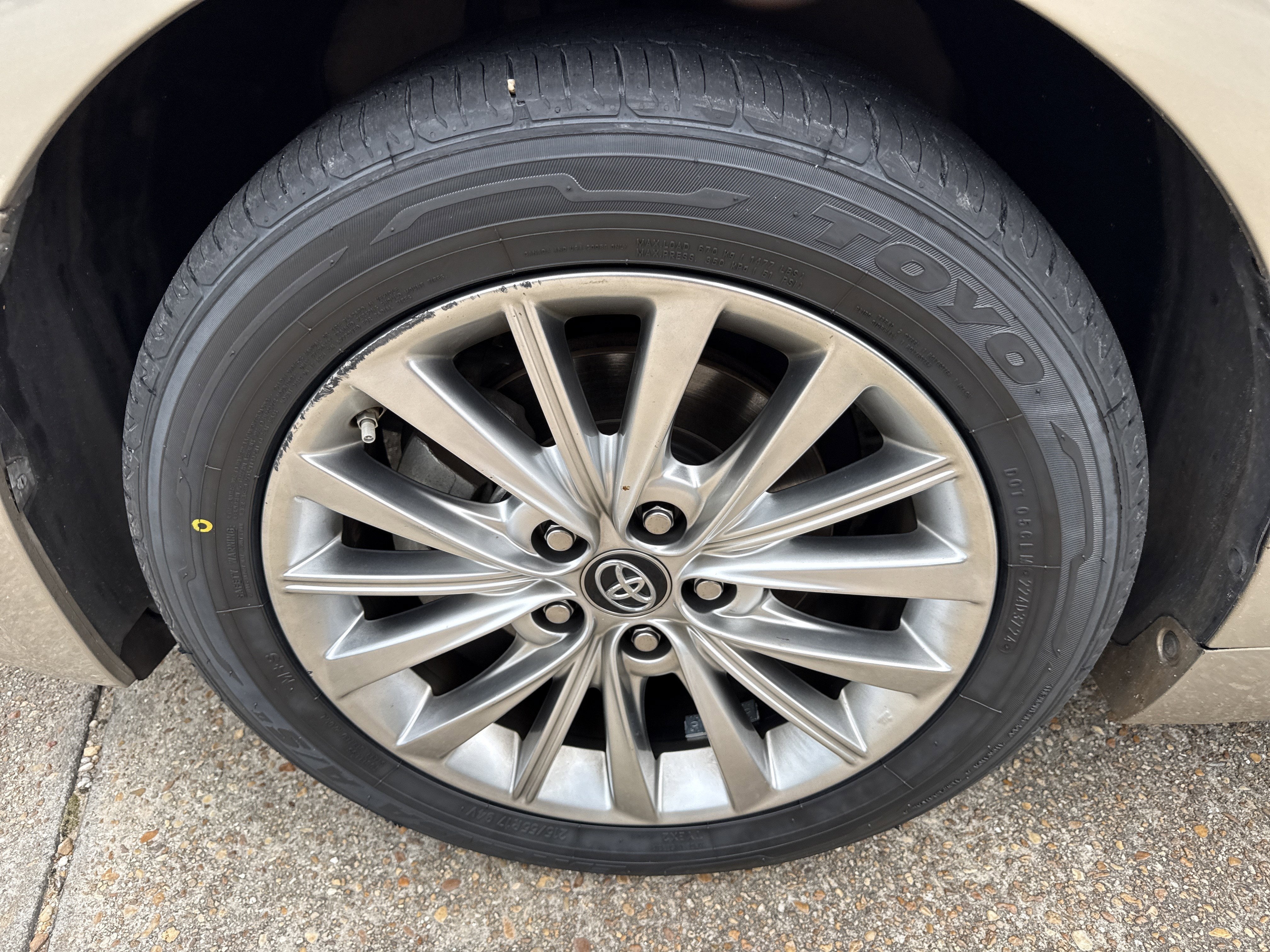 2018 Toyota Avalon Hybrid Limited