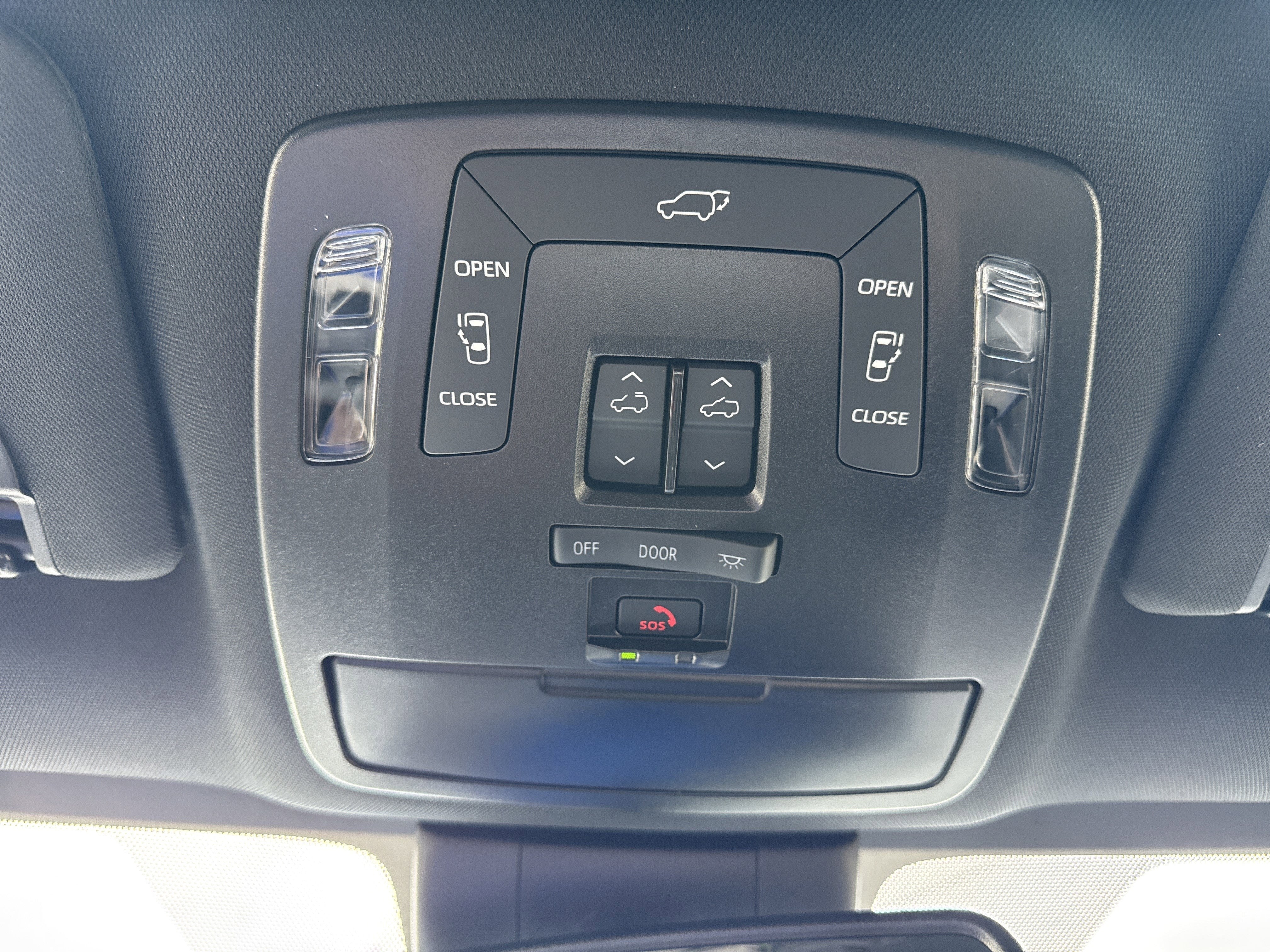 2025 Toyota Sienna XSE