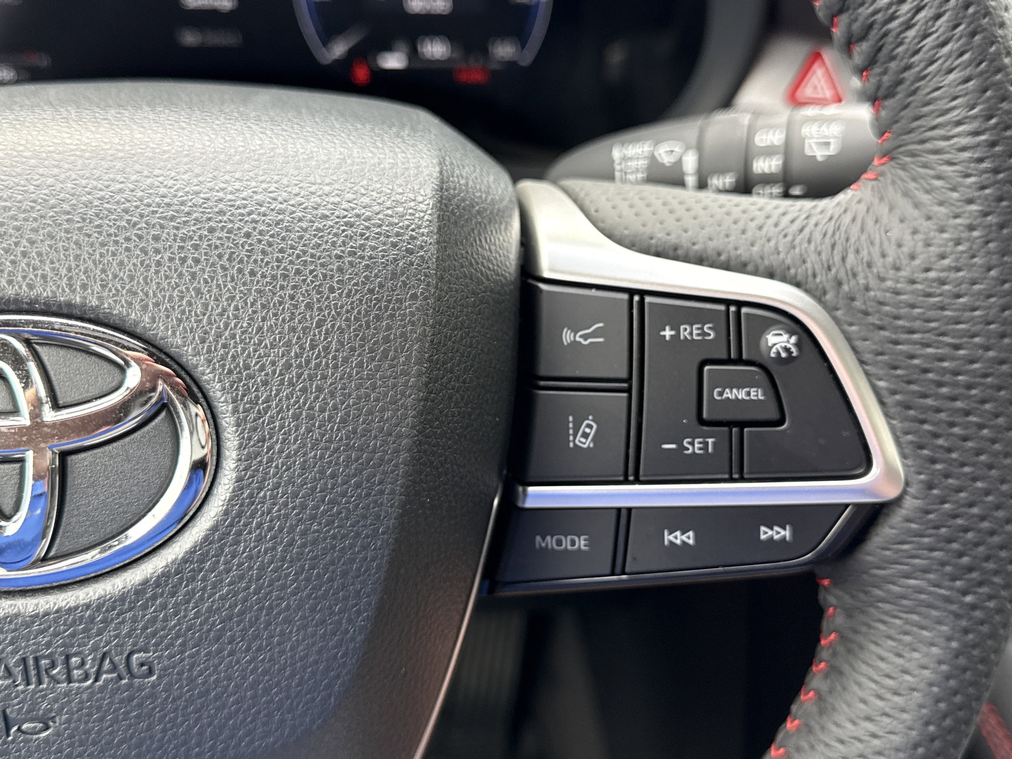 2025 Toyota Sienna XSE