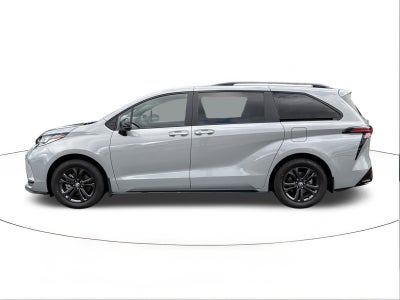 2025 Toyota Sienna XSE