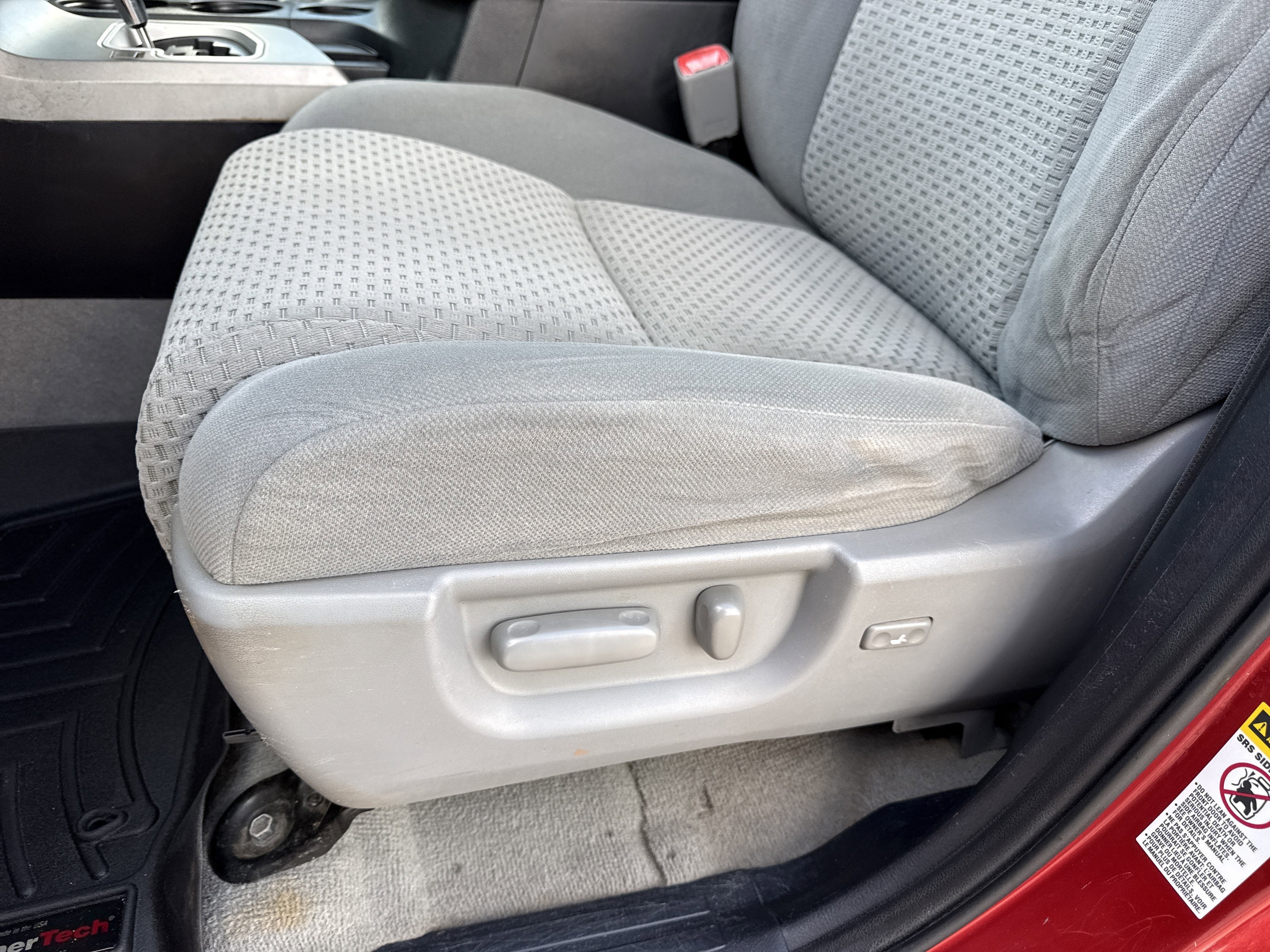 2011 Toyota Tundra 4WD Truck Grade