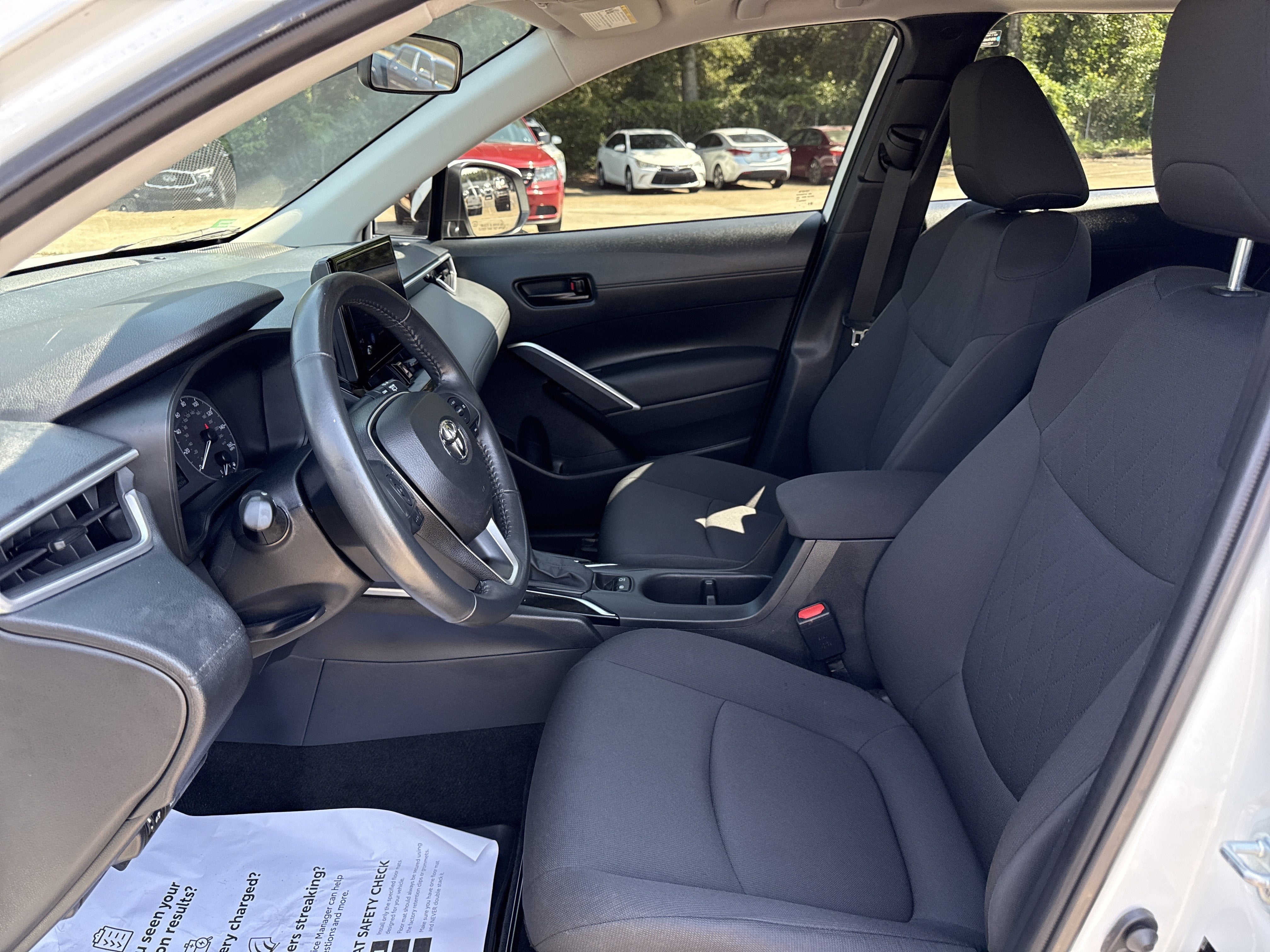2023 Toyota Corolla Cross LE