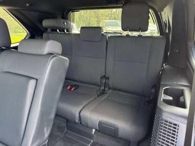 2025 Toyota Sequoia SR5