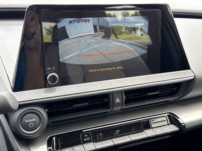 2025 Toyota Prius LE