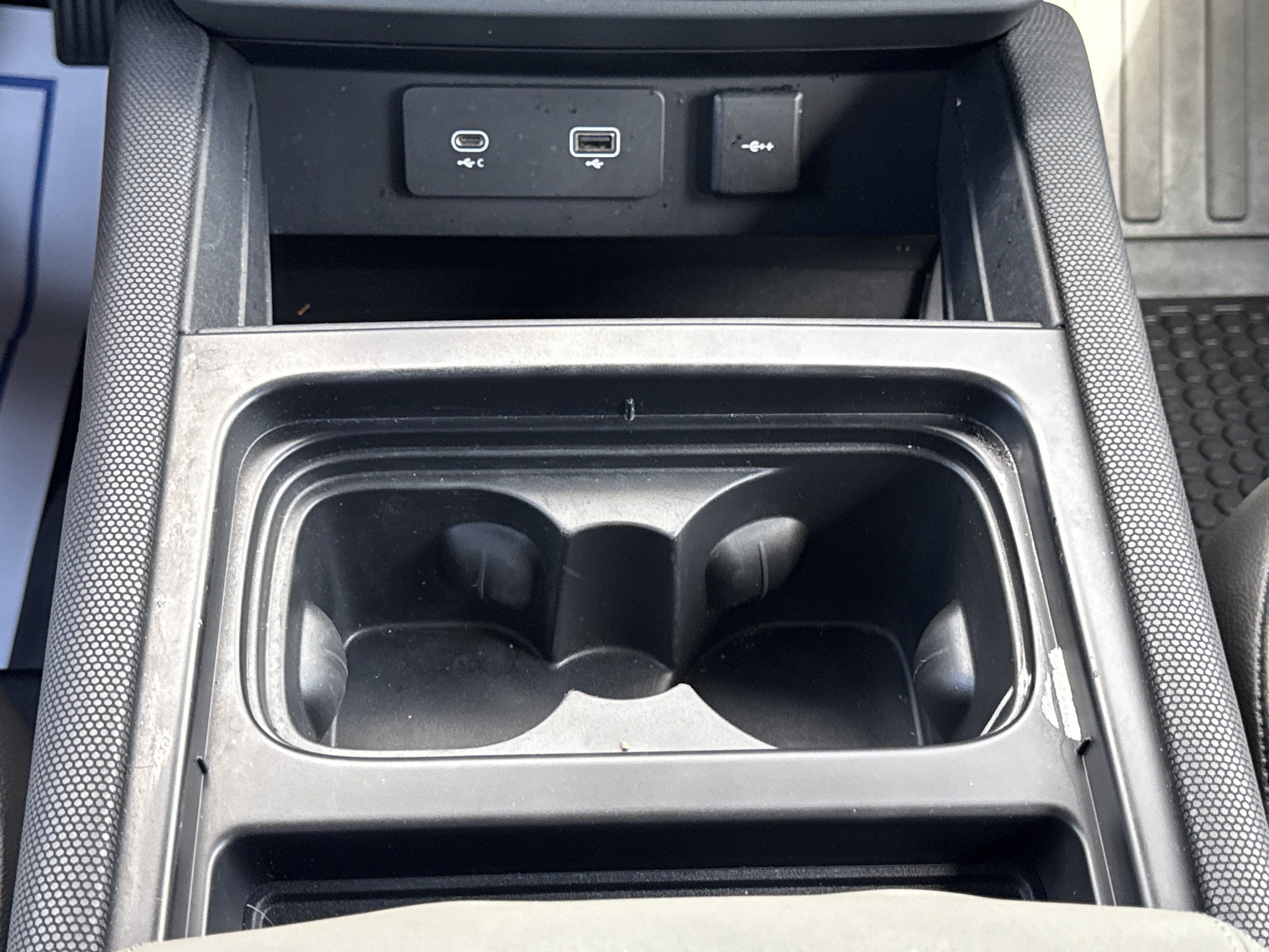 2021 Land Rover Defender X-Dynamic SE