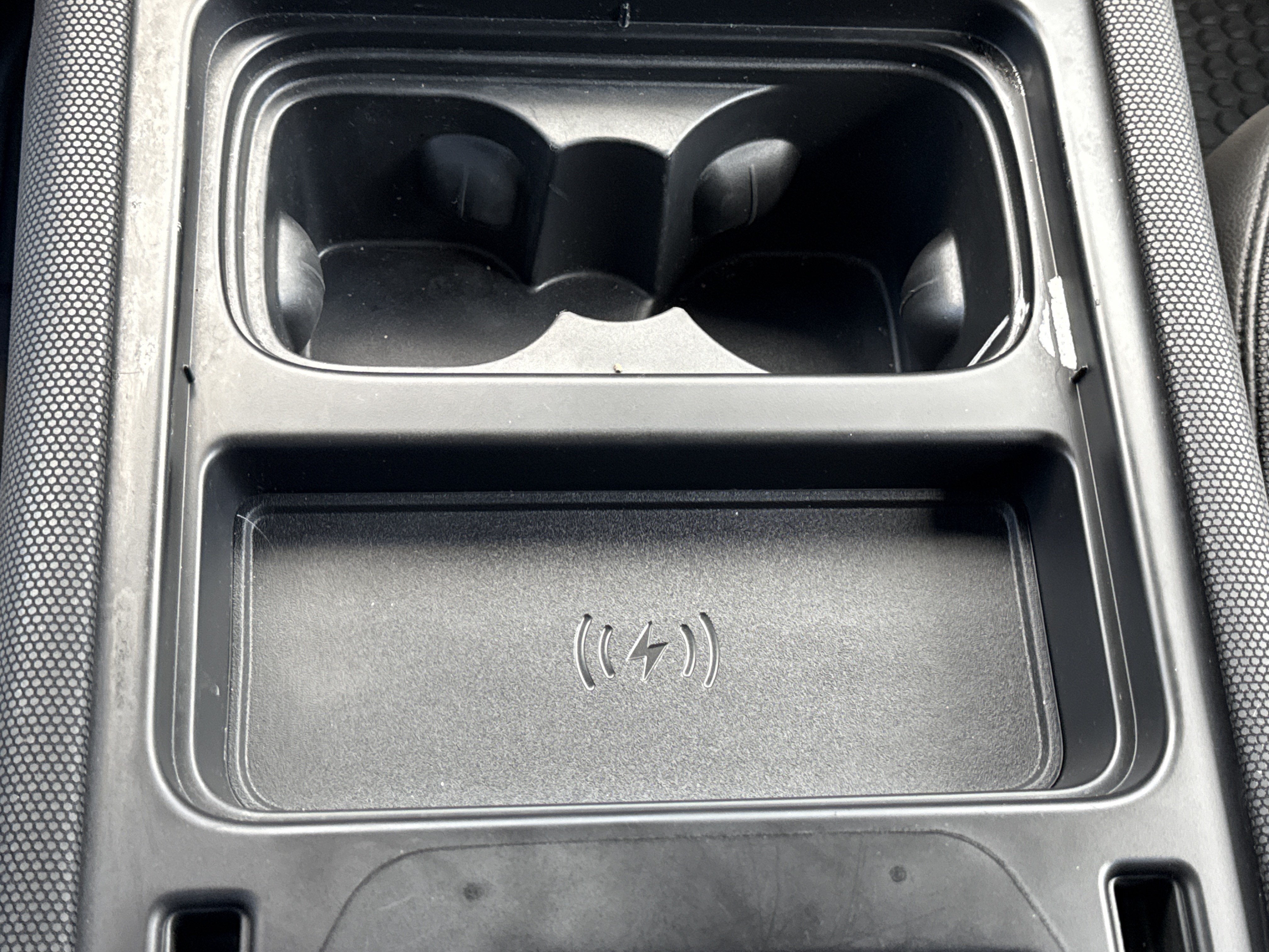 2021 Land Rover Defender X-Dynamic SE