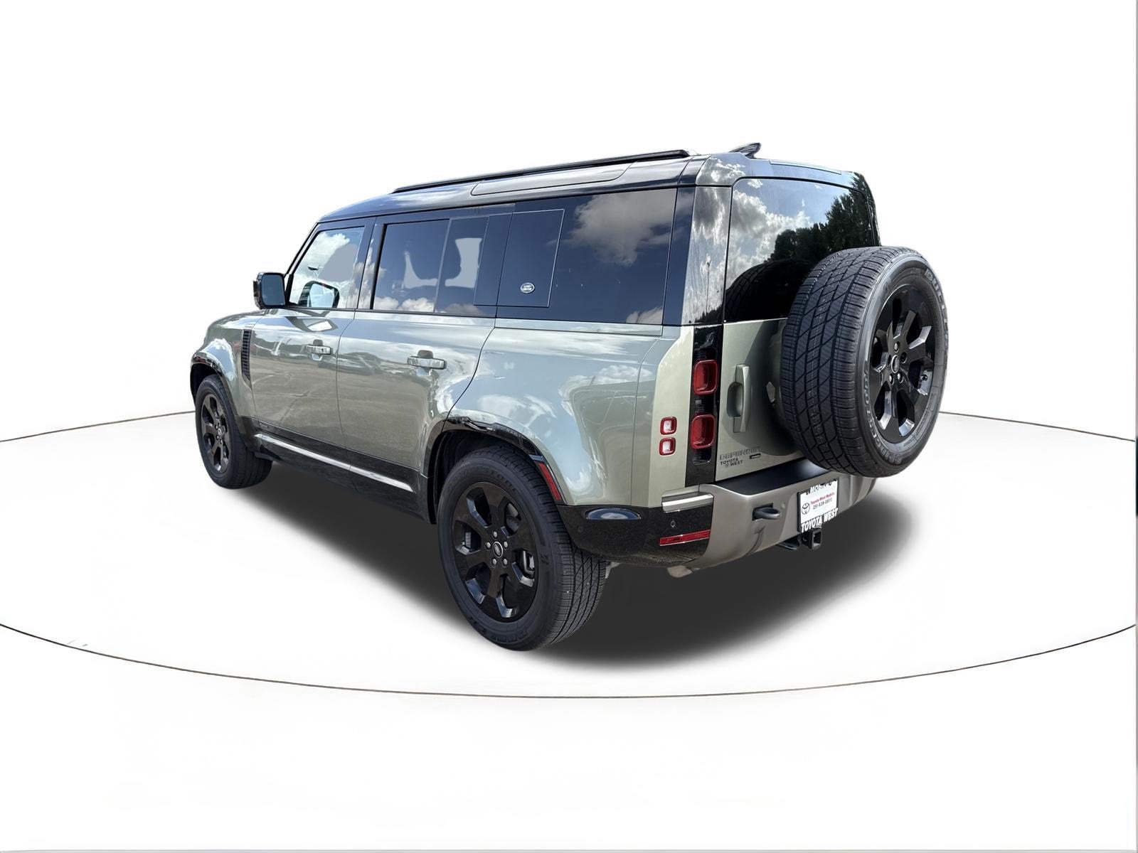 2021 Land Rover Defender X-Dynamic SE